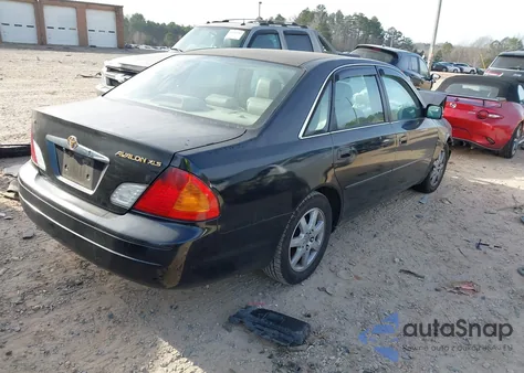 2000 Toyota Avalon Xls z USA, uszkodzony, nr VIN 4T1BF28B4YU091749